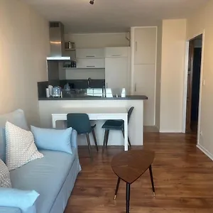  Appartement Les Pieds Dans L'eau France